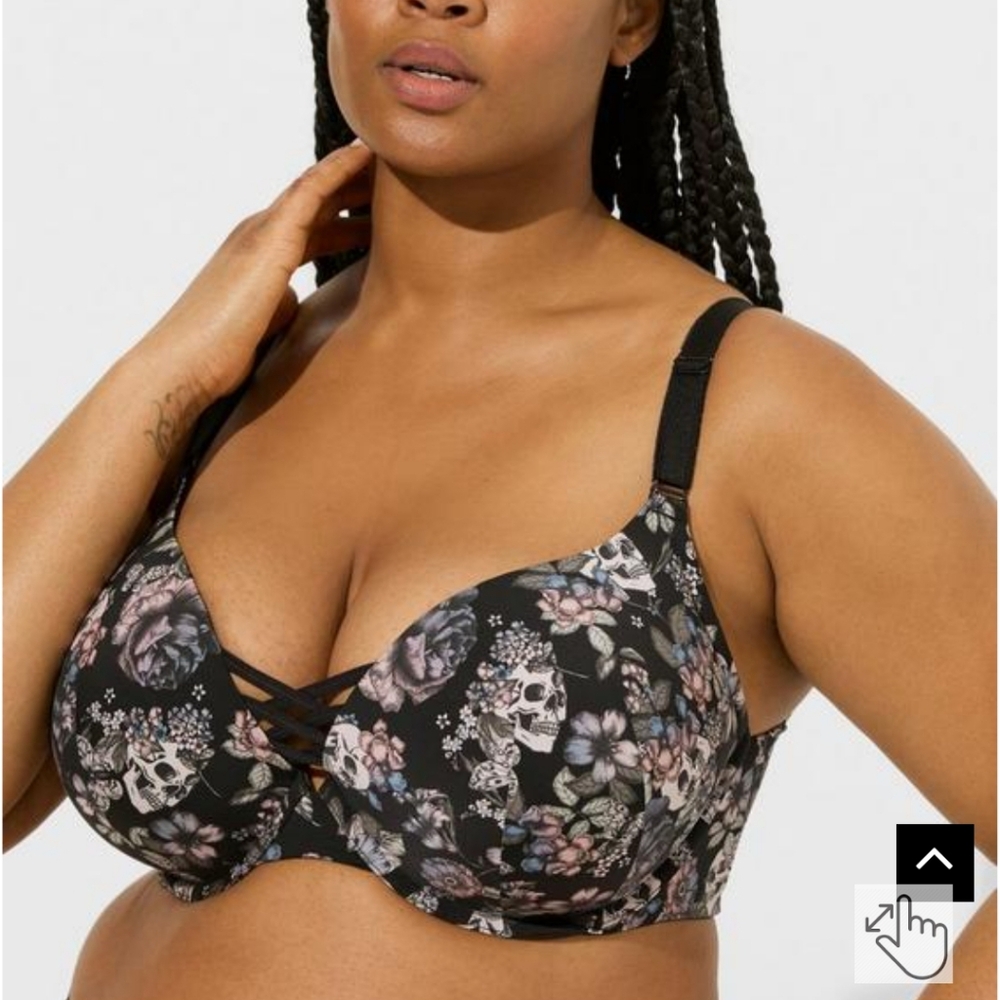 Plunge Push Up Bra | Torrid 38D | Floral Skull Patern